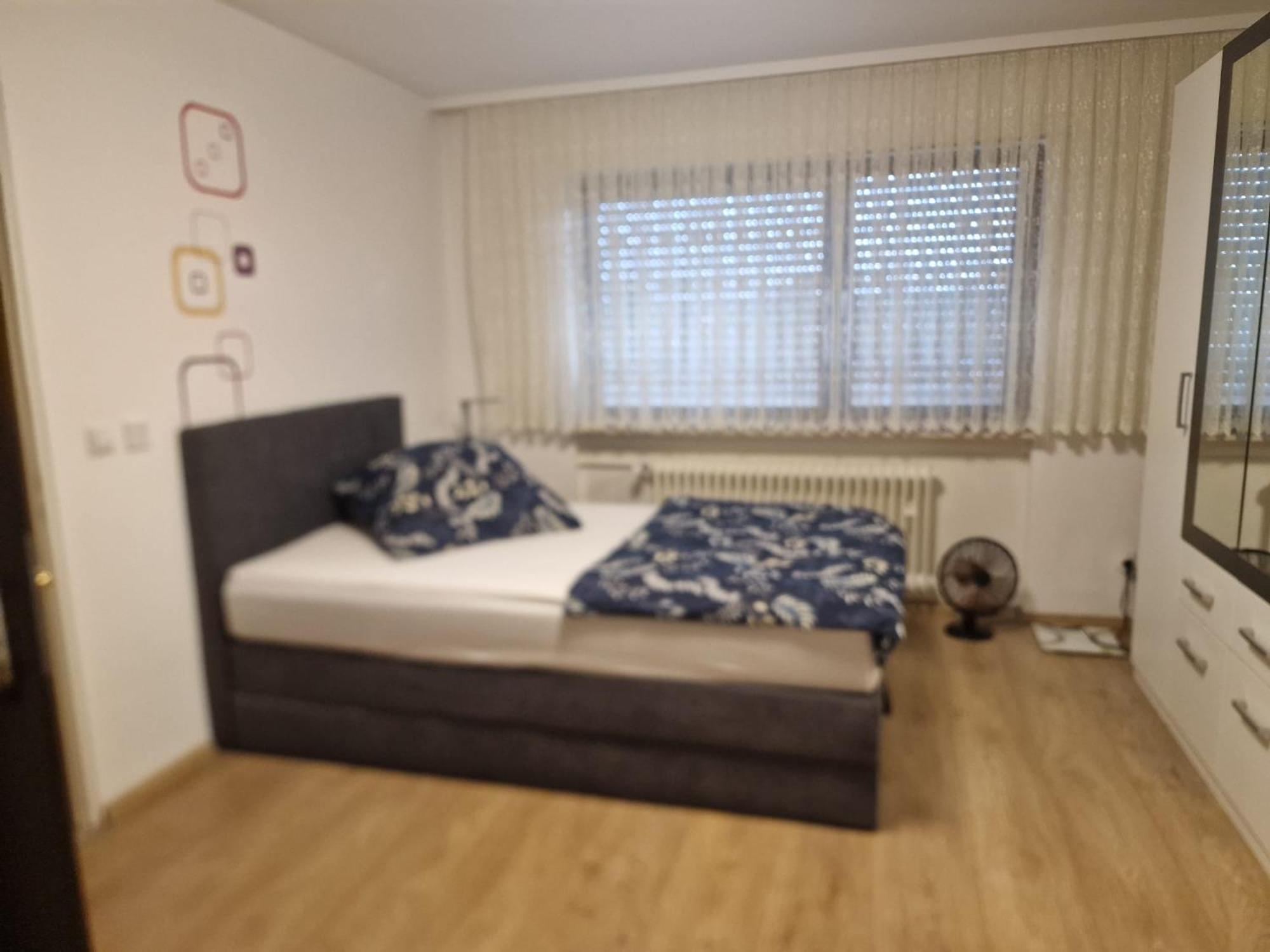 A Special Room In A Private German Style Home มานไฮม์ ภายนอก รูปภาพ